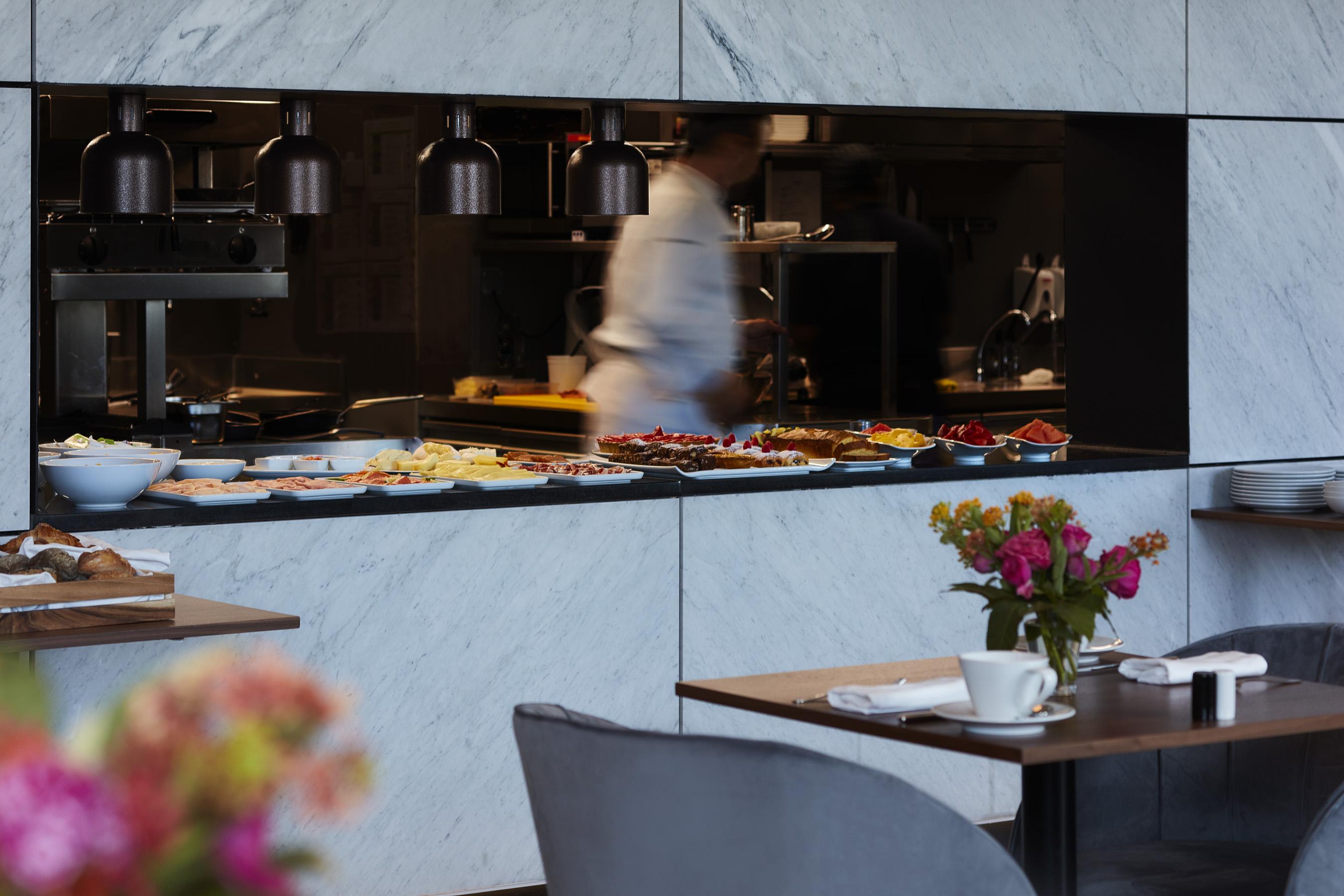 The Lumiares Hotel & Spa - Small Luxury Hotels Of The World Lizbona Zewnętrze zdjęcie The kitchen at the restaurant