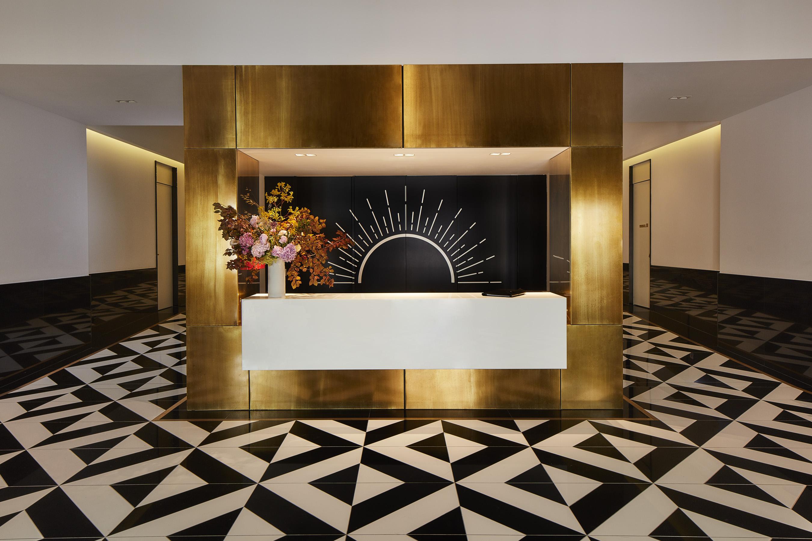 The Lumiares Hotel & Spa - Small Luxury Hotels Of The World Lizbona Zewnętrze zdjęcie The lobby of the Standard London