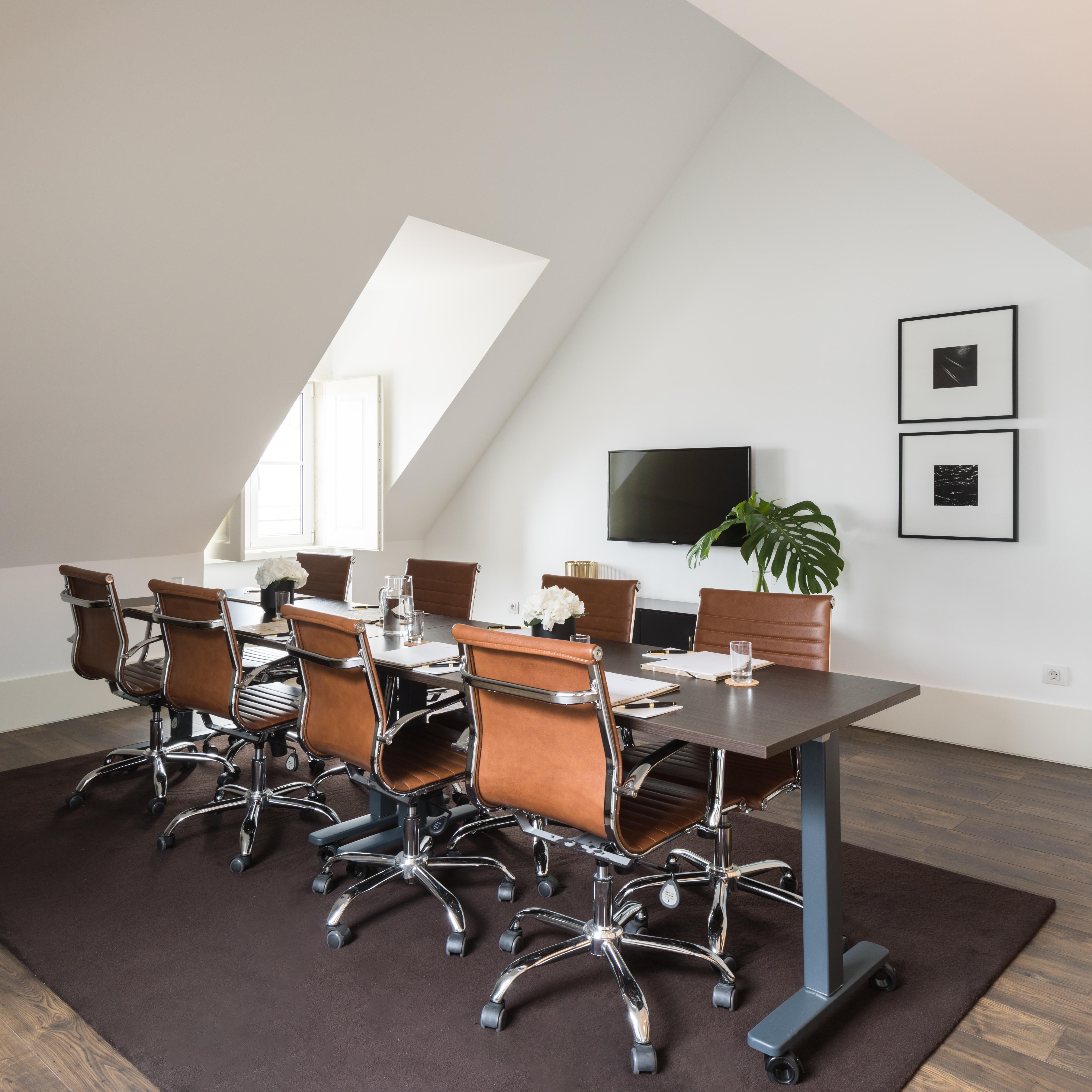 The Lumiares Hotel & Spa - Small Luxury Hotels Of The World Lizbona Zewnętrze zdjęcie The boardroom at the London office