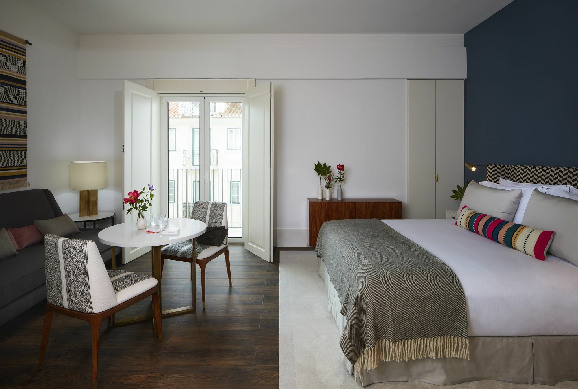 The Lumiares Hotel & Spa - Small Luxury Hotels Of The World Lizbona Zewnętrze zdjęcie A room at the hotel